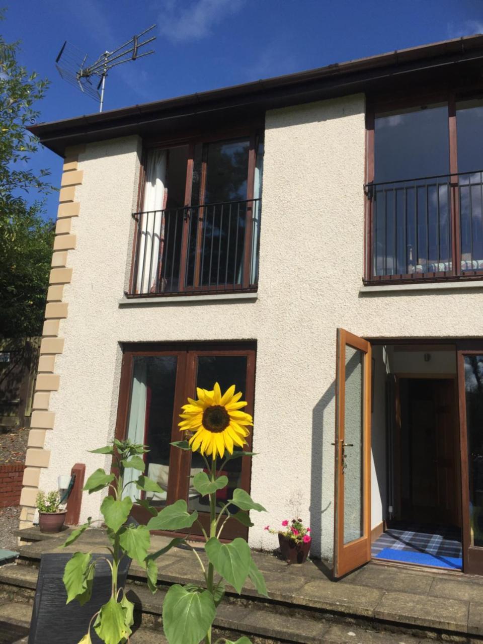 Riverside House 칼란더 외부 사진